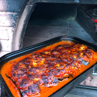 Melanzane alla parmigiana - maak deze aubergine schotel in de pizzaoven