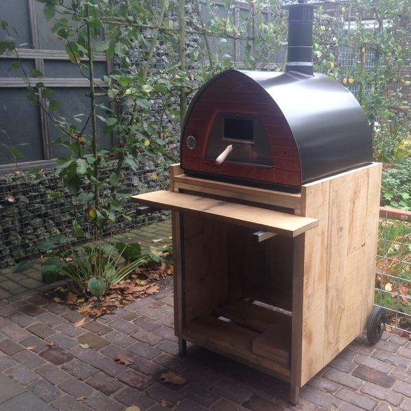 pizzaoven houtgestookt pizzajolly in de tuin