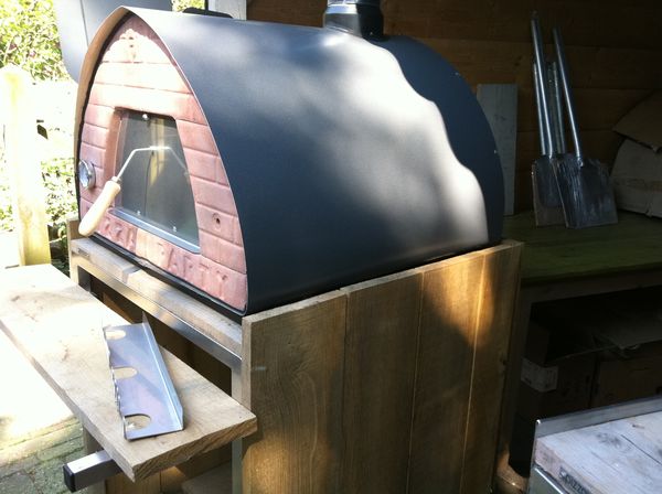 PIZZAJOLLY pizzaovens ook in steenkleur grijs! PIZZAJOLLY pizzaovens ook in steenkleur grijs!