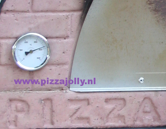pizza uit je eigen pizzajolly pizzaoven voor thuis!